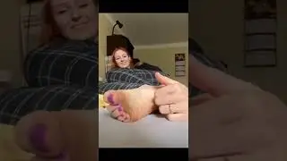 Red head feet tickling 360x640 avc1 opus