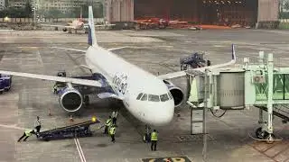 Aerobridge connecting to Indigo Aircraft at Kolkata Airport