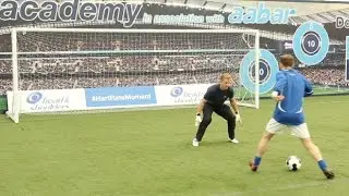 Joe Hart | How to win one-on-ones | Pro goalkeeper tips