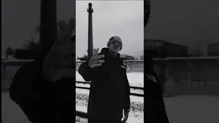 Тут опять желтеет травка 