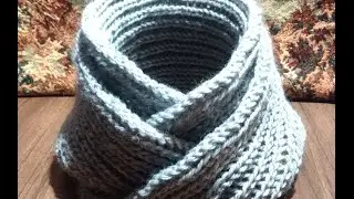 Elegant men's snood in two turns