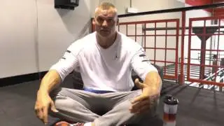 Jak ukazat brisni svaly - dieta a trenink bricha - Martin Mester IFBB PRO