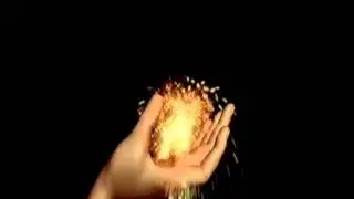 Футаж Искры в руке