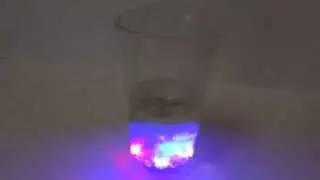 Светящийся стакан