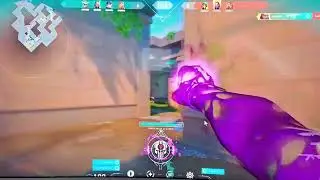 What a hardstuck Silver with 36% Headshots looks like: