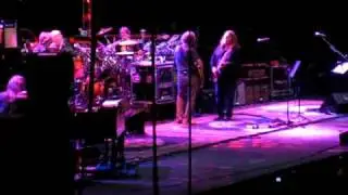 a clip of The Dead doing Easy Wind @ the Verizon Center - 4/14/09