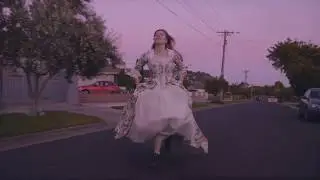 Julia Jacklin - Head Alone (Official Video)