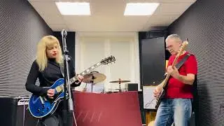 ЛИЗА НОВЫХ и ЛИМОНЫ - В лифте