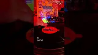 D Styles cuts up 'Double Jabbed' 12" by DJ ROBERT SMITH
