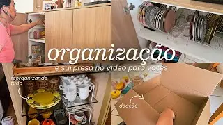 ORGANIZANDO MEUS ITENS DE MESA POSTA | Ultima organização do ano, desapego e novidade no canal