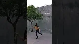 when the beats goin' like that.... 