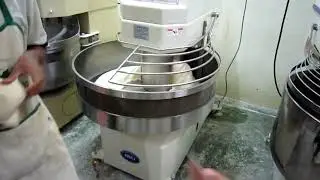Automatic Dough Refiner Machine