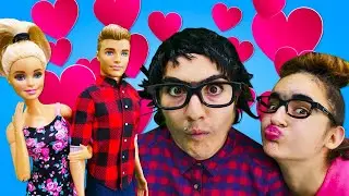 Çok komik video! Barbie ve Ken Asu Ela'yı arkadaşıyla tanıştırıyorlar!