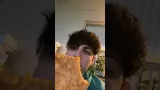 Trying Taco Bells Crispanada