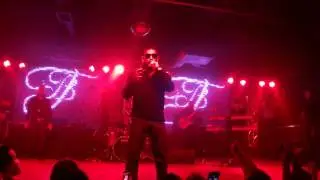 Tito El Bambino Concierto en Chicago pt. 1/4