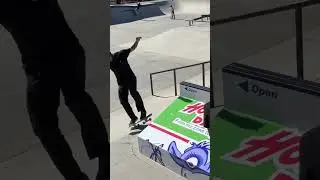 Kickflip Backside Overcrook