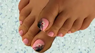Diseño en uñas de pies  uñas decoradas diseño fácil
