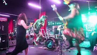 Blue Elephant and the Seven Snakes—“Girlfriend-Induced Recluse” (Official Video)