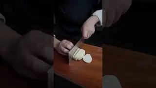 How to Prepare Taro: Peeling and Slicing Made Easy!