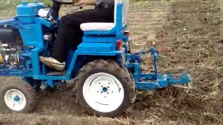ТРАКТОР СВОЇМИ РУКАМИ З КАРТОПЛЕКОПАЧКОЮ