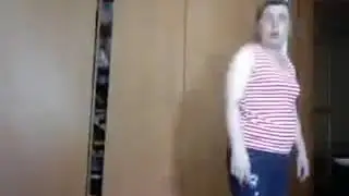мне что потанцевать нельзя?