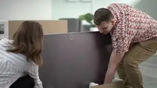 How to assemble a Steelcase Roam stand and mount a Hub V2S