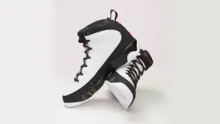 Sneakers In 4K: Air Jordan 9 Space Jam (2016)