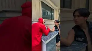 Money Heist vs Police 235 #moneyheist #parkour #police #escape #shorts #goguys