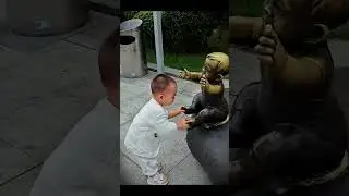 This little boy tried to bring the mother and son together! 😭