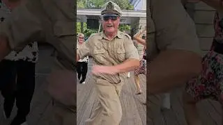 "Новый танец от Юрия!!!"