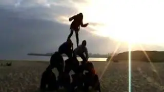 Hard Girls - Beach Party