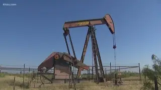 Oil industry takes historic hit as prices sink into negative territory