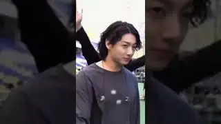 Перед концертом в Пусане… моменты ..Тэхен о Чонгуке💜💜