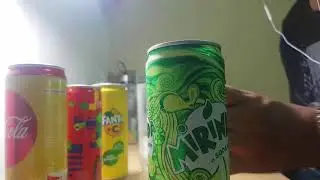 Review vị mới Mirinda Soda Kem với màu Xanh cực kỳ độc... 🤣Nhưng vẫn thua ... Fanta