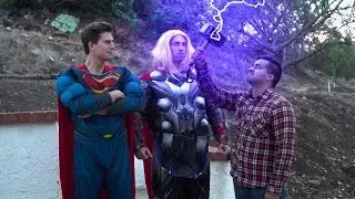 Juan vs. Thor vs. Superman - David Lopez