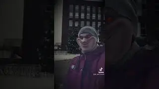 Когда ее улыбка явно красивее твоей.
