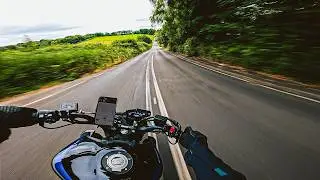 Through The Villages Into The Bushes And Out To WHITEWAYS CAFE ☕| YAMAHA MT-09 SP + AKRAPOVIC [4K]