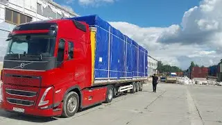 Выехал работать! Загрузил прицеп Олегану на Магадан!