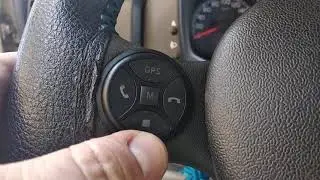 Fiat DOBLO установил Bluetooth кнопки руля