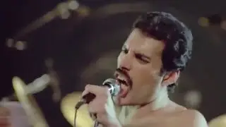 Queen-Dragon Attack Montreal, 1981
