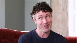 Aidan Gillen _smiles