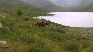 Ozero Tas Hol'