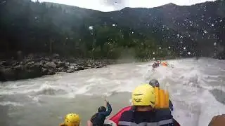 Катунь. Алтай. Переворот рафта. Сплав 2017