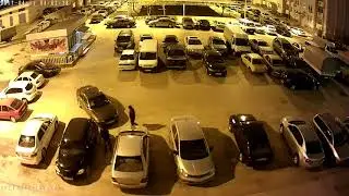 В Туркменистане разбили окна машины сына журналистки Радио 