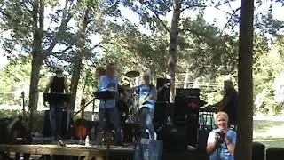 M2U00023 WINNER OF GUITAR ran out of space so NO SLACKERS VIDEO :(