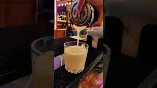 WHISKEY  SOUR COCKTAIL