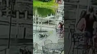 Caduta nel lago 