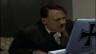 Гитлер играет в компьютер