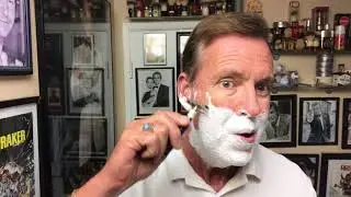 A  Quick Sunday Shave with Gillette Shave Soap