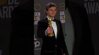 Evan Peters Reaction at the Golden Globes 2023 Awards 😱 